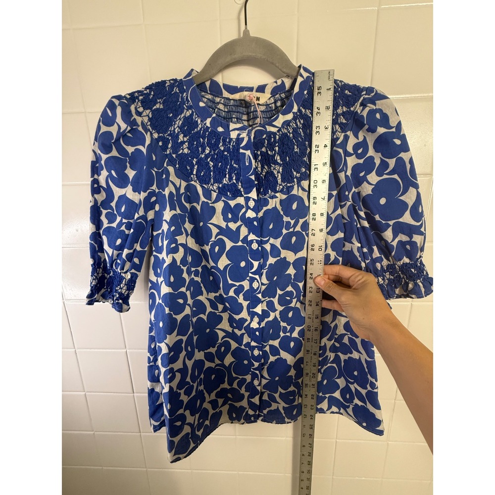 Boden Blue White Floral Smocked Yoke Button Front Cotton Blouse US 6 T1898 - Picture 6 of 7